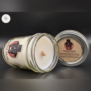 NWOT- Dapper Bear Candle Co. Ginger Peach Ginger Saffron scented candle.